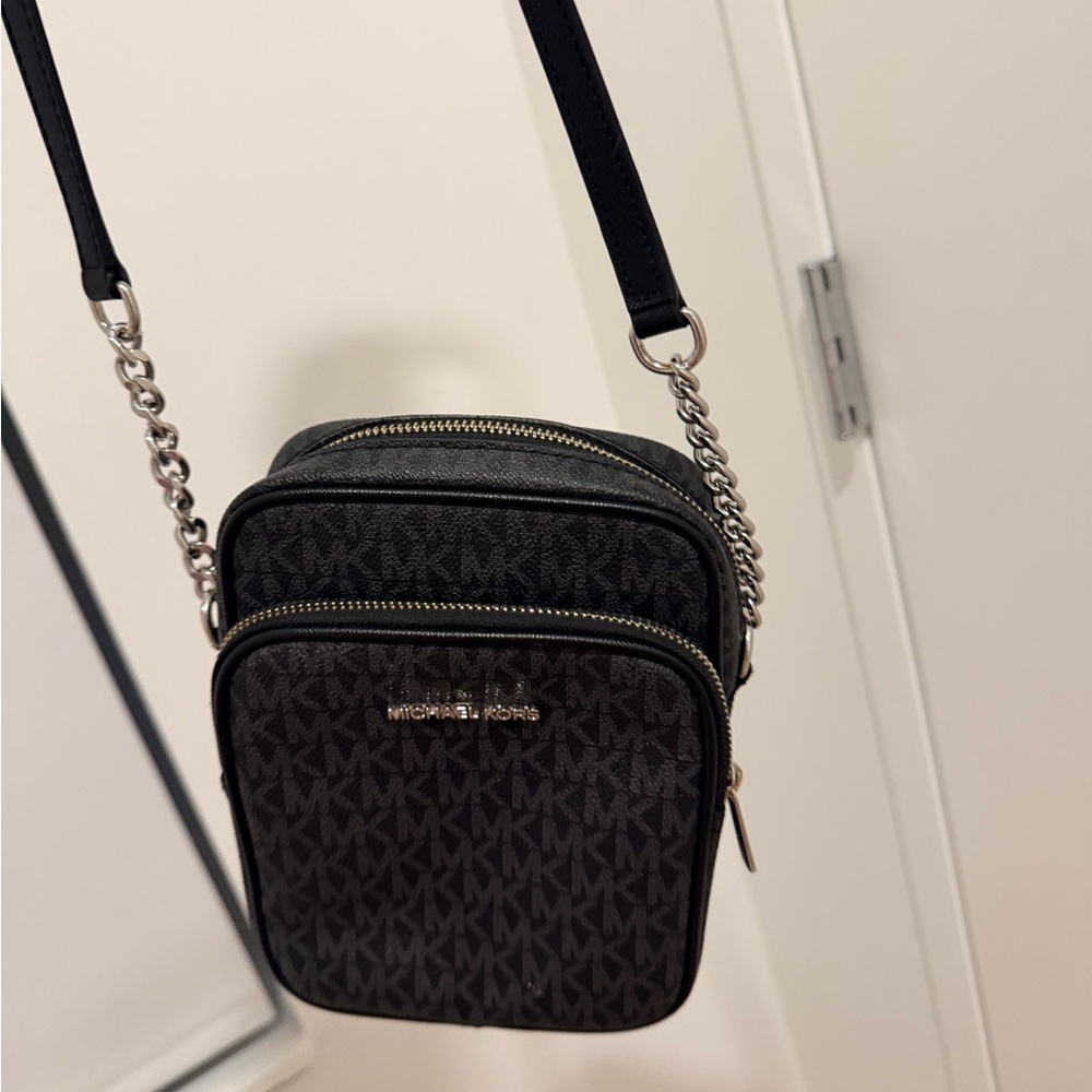 Michael Kors Jet Set Travel Medium Logo Crossbody Bag